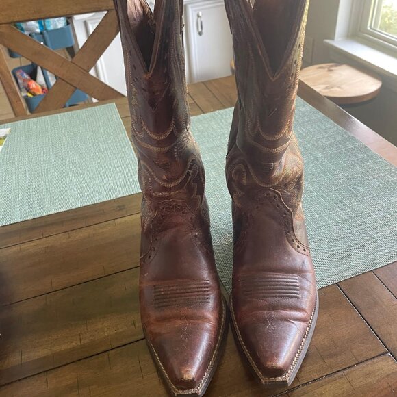 Women's Ariat Western Boots - Size 7